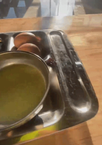 看丹观察丨十天涨粉百万!粗糙而真实的“普通人”于文亮为何突然火了?