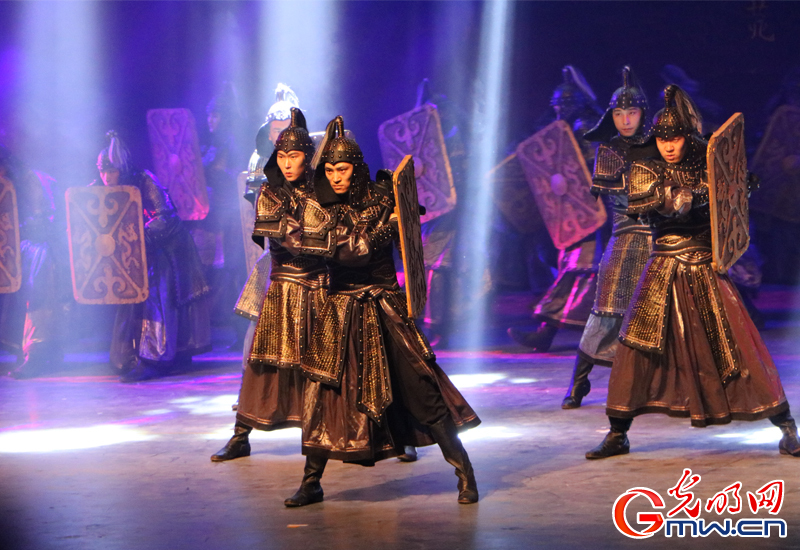 【新时代•边疆行】走进莫力达瓦达斡尔族自治旗：镜头里的“曲棍球之乡”“歌舞之乡”