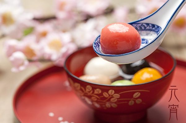 在元宵佳节感悟时代脉搏