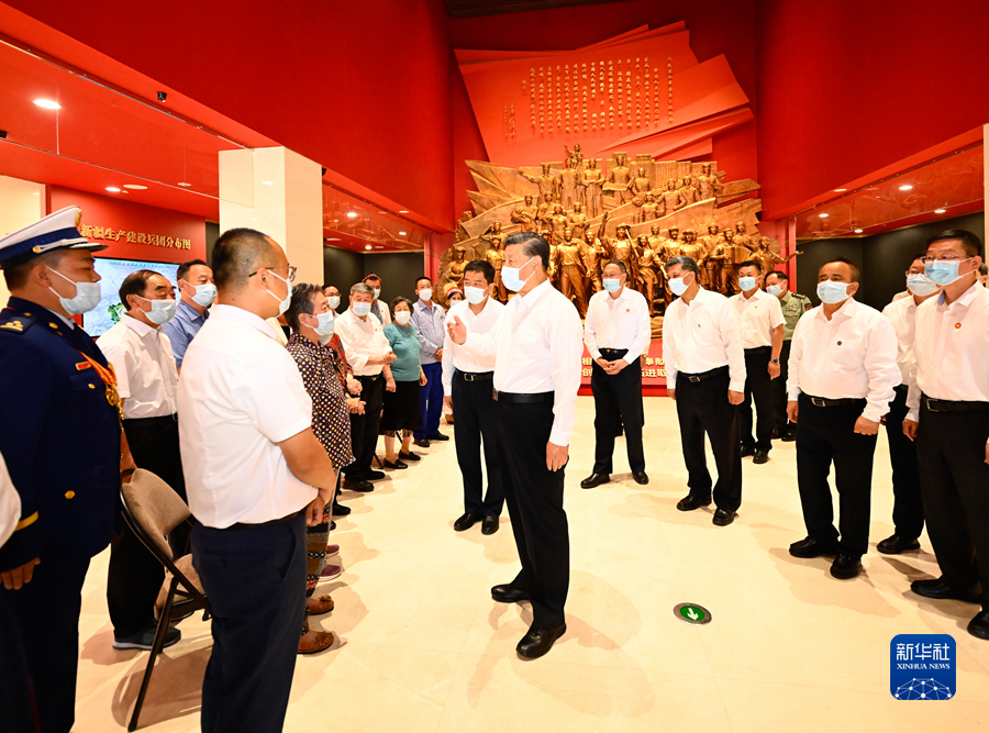 习近平在新疆考察时强调 完整准确贯彻新时代党的治疆方略 建设团结和谐繁荣富裕文明进步安居乐业生态良好的美好新疆