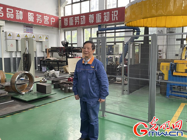 【好评中国·走进湖南】湘潭钢铁集团：钢铁是这样炼成的