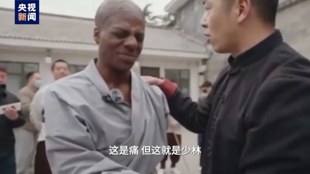 美国网红“甲亢哥”中国行，让谁破防了？